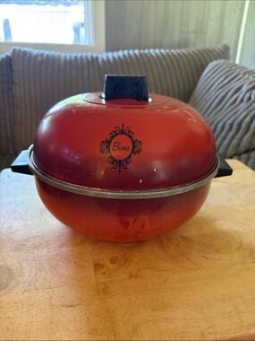 WEST BEND Aluminum Serving Oven Bun Warmer 3 Piece Red MCM Graphic Vintage
